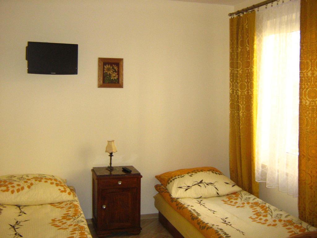 Gosciniec Podkowa Apartamento Włodawa Quarto foto