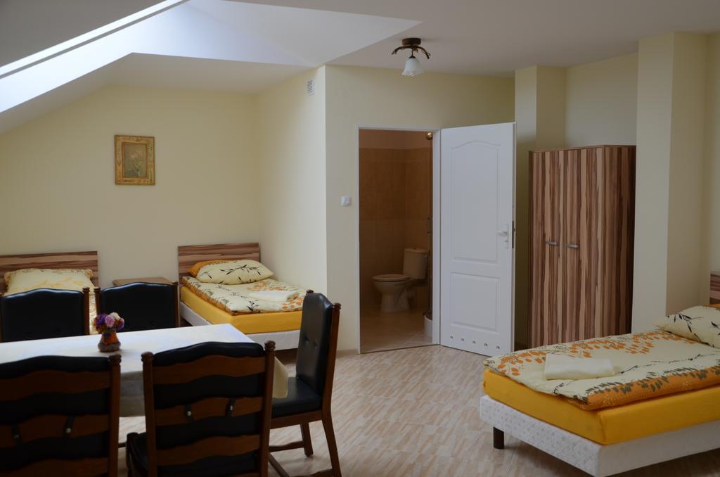 Gosciniec Podkowa Apartamento Włodawa Quarto foto