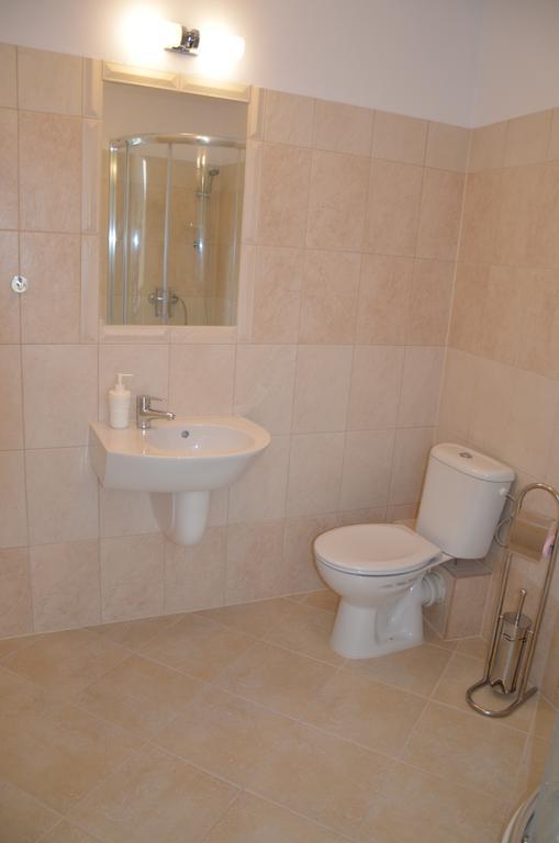 Gosciniec Podkowa Apartamento Włodawa Quarto foto